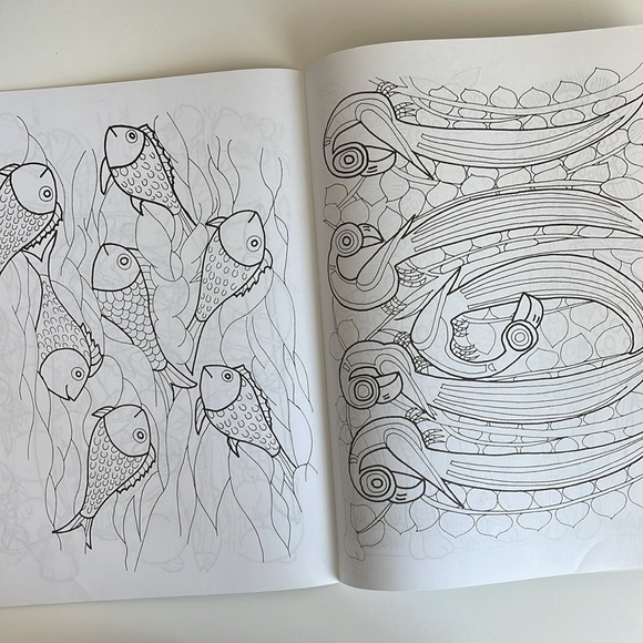 Blue Rhino African Wildlife Tonga Coloring Book Souvenir - Picture 7 of 8